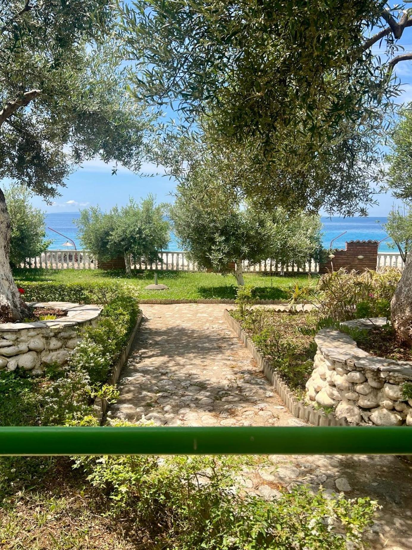 Chalet Ambel Dhërmi Kültér fotó